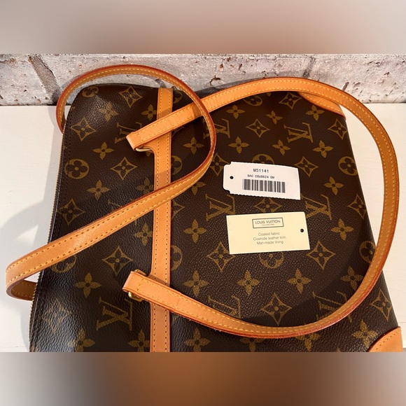 Louis Vuitton Monogram Sac Coussin GM Shoulder Bag EUC - Picture 15 of 16